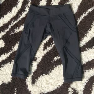 Lululemon Criss Cross Mesh Crop